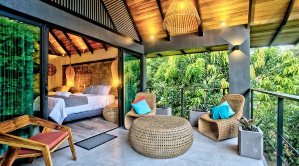 Private Transfer: La Fortuna to Namu Garden Hotel in puerto viejo Limon